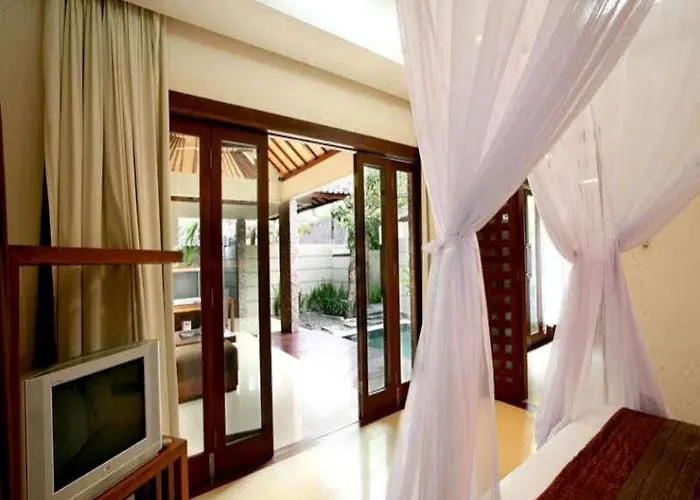 Villa Grand Akhyati & Canggu (Bali)